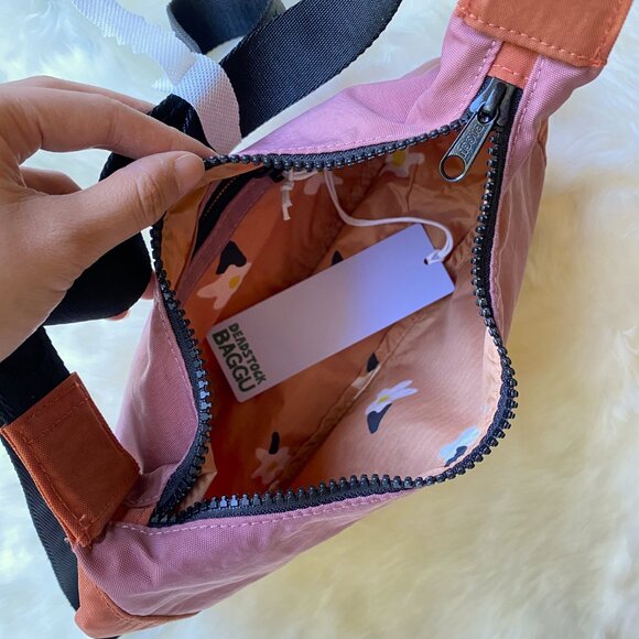 NWT Baggu Deadstock Small Crescent Bag  - Rose Jam Mix - Picture 3 of 4